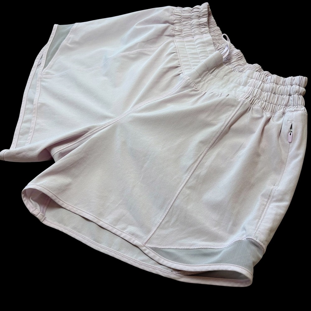 Lululemon Hotty Hot Shorts Women 4 Pink Lined Square Dot Athletic Running *flaw* - Picture 2 of 11